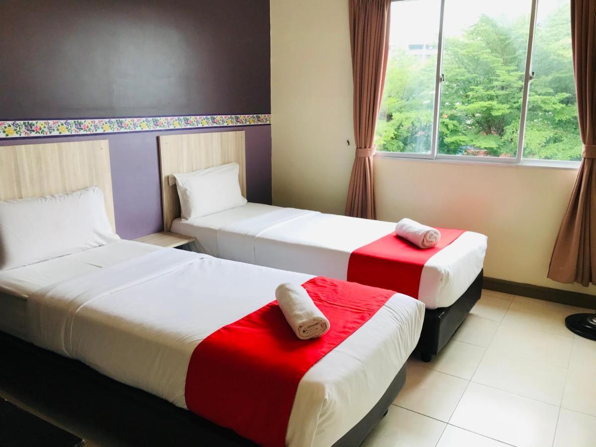 Hotel Alia Express Ferringhi Batu Ferringhi