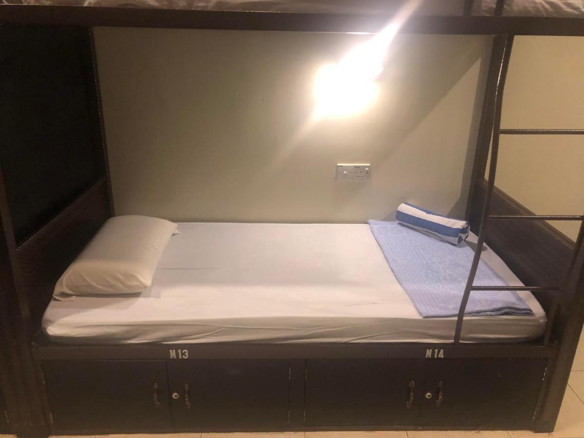 Hotel Alia Express Ferringhi 2*