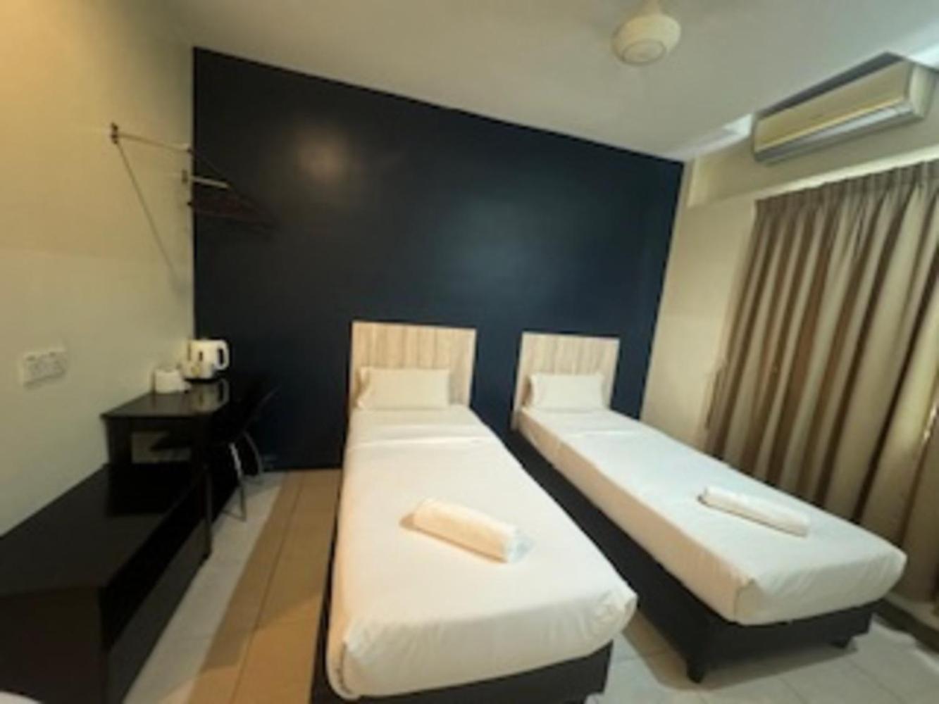 Hotel Alia Express Ferringhi